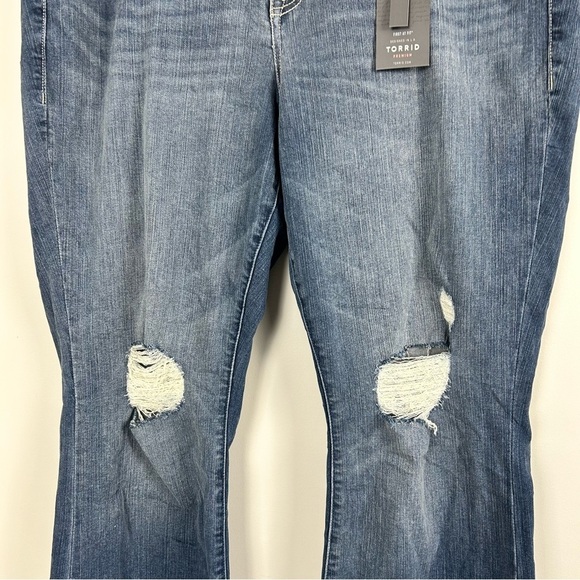 Torrid premium denim stretch mid rise flare jeans - NWT size 20R - Picture 6 of 12